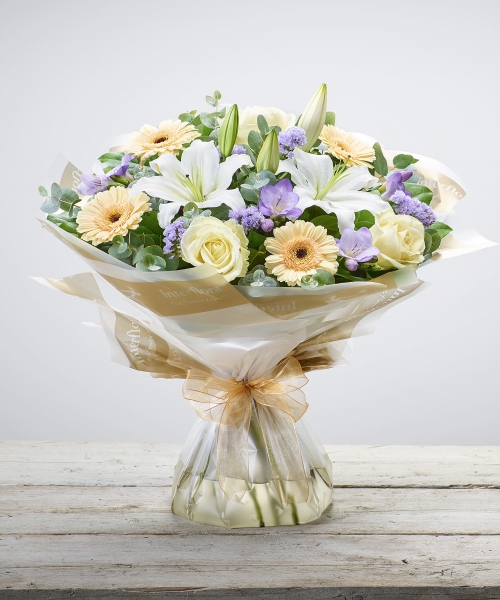 Send Online Flowers to UK England Best Florist Windsor Berkshire